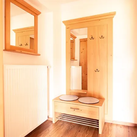 Scheibenhaus Apartman *