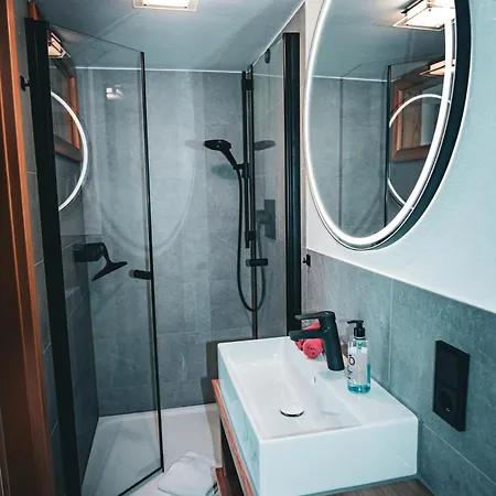 Scheibenhaus Apartman *